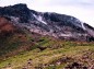 茶臼岳の山肌の写真