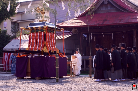 八坂神社（今泉）での神事の写真