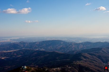 女体山山頂から霞ヶ浦の写真