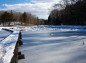 降雪後の湿地の写真