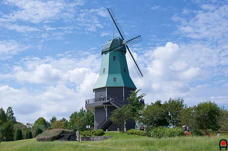 オランダ型風車展望台の写真