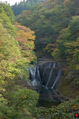 生瀬の滝とその周辺の写真