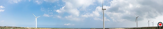 須田浜海岸の風車の写真