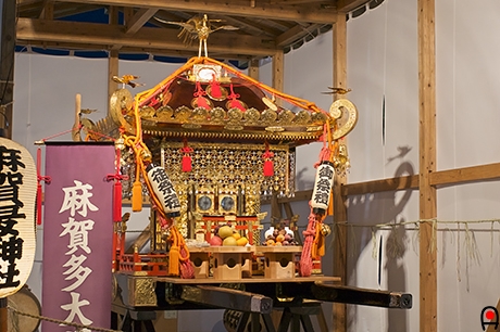 麻賀多神社の大神輿の写真