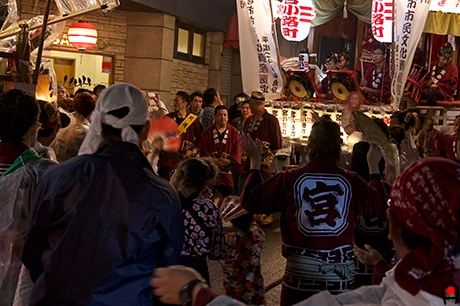 栄町と宮小路町の一緒に手踊りの写真