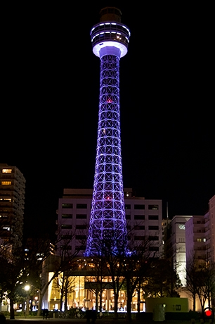 横浜マリンタワーの写真